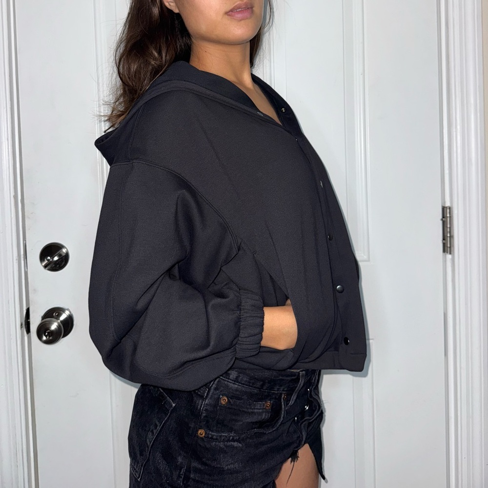 NWOT UNIQLO Women's Black Hooded Jacket sold out